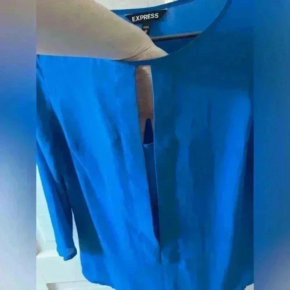 Express bright blue flowy blouse womens size extra small - Picture 3 of 7